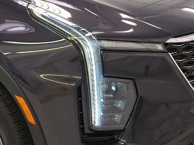 2025 Cadillac XT4 AWD Premium Luxury