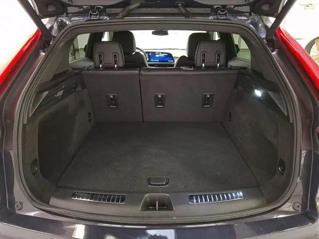 2025 Cadillac XT4 AWD Premium Luxury