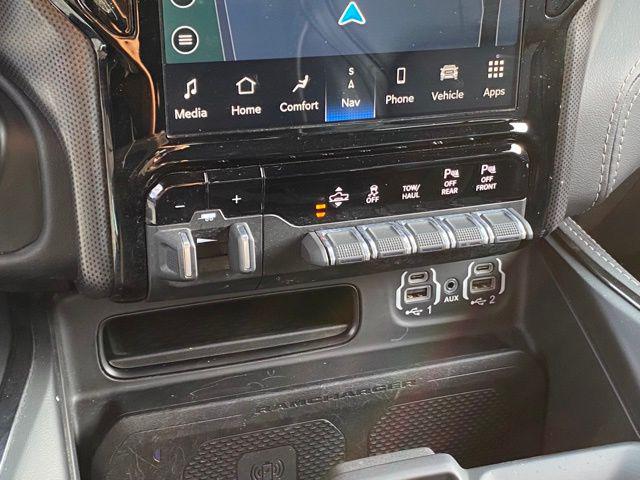 2022 Ram 1500 Limited Crew Cab 4x4 5'7" Box