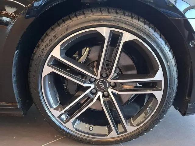 2026 Audi A8 55 TFSI quattro Tiptronic