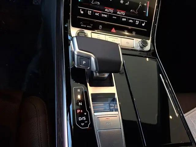 2026 Audi A8 55 TFSI quattro Tiptronic