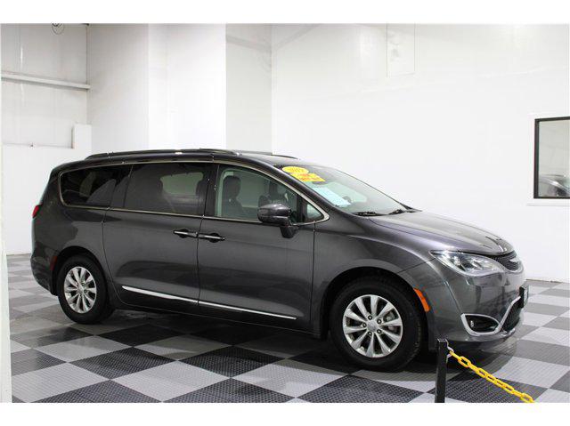2019 Chrysler Pacifica Touring L for sale in Merced, CA