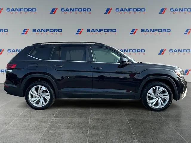 2022 Volkswagen Atlas 3.6L V6 SE w/Technology