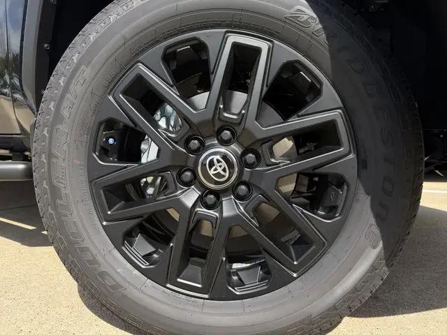 2026 Toyota Tundra Limited CrewMax 6.4' Bed