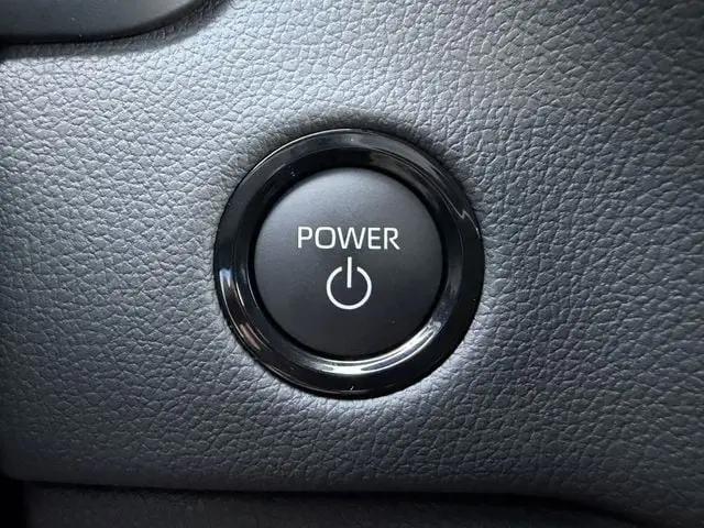 2026 Toyota Tundra Limited CrewMax 6.4' Bed