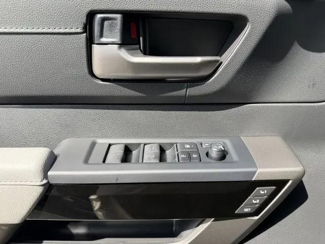 2026 Toyota Tundra Limited CrewMax 6.4' Bed