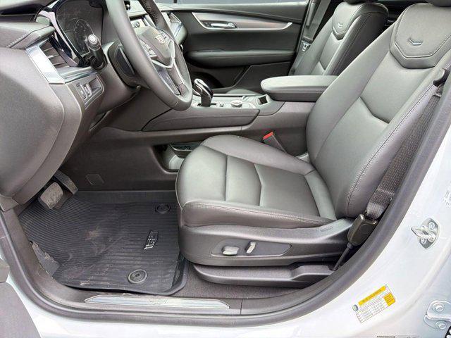 2026 Cadillac XT5 Luxury FWD