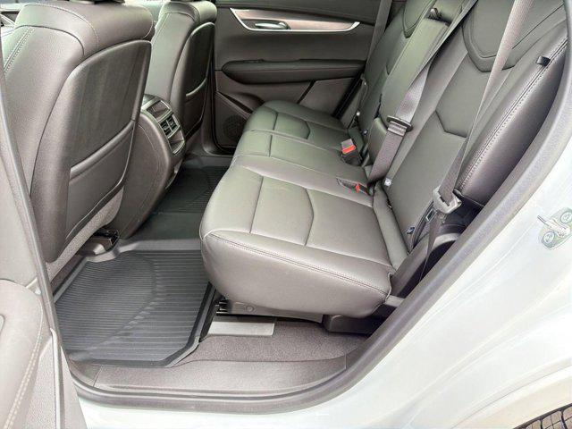 2026 Cadillac XT5 Luxury FWD