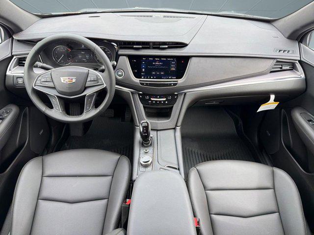 2026 Cadillac XT5 Luxury FWD