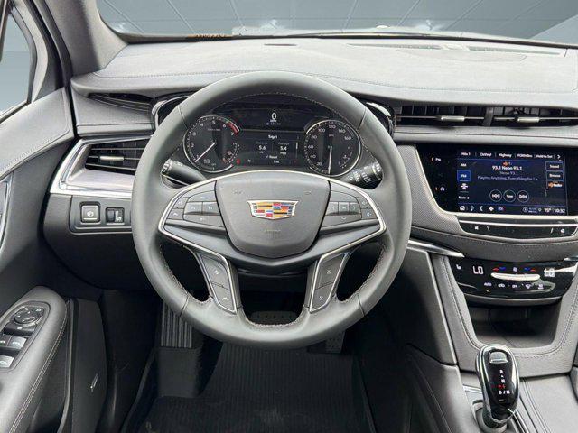 2026 Cadillac XT5 Luxury FWD