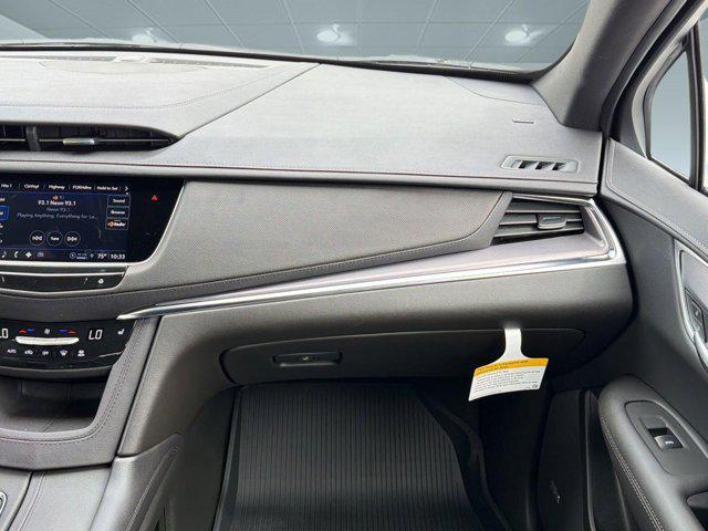 2026 Cadillac XT5 Luxury FWD