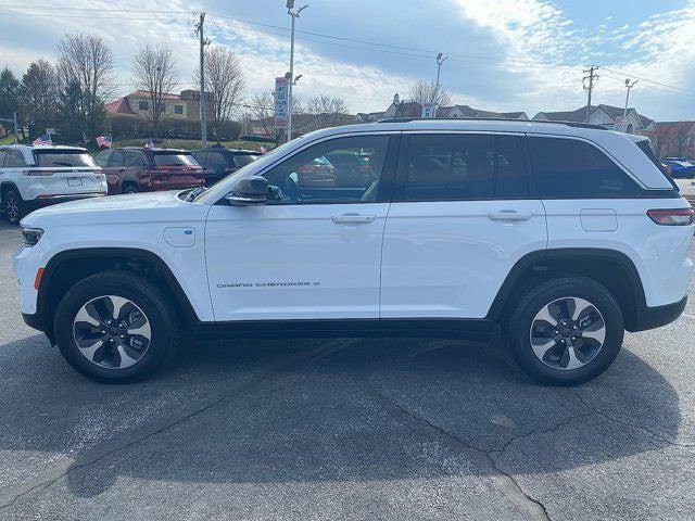 2022 Jeep Grand Cherokee 4xe Limited 4x4 2022 Jeep Grand Cherokee 4xe Limited 4x4