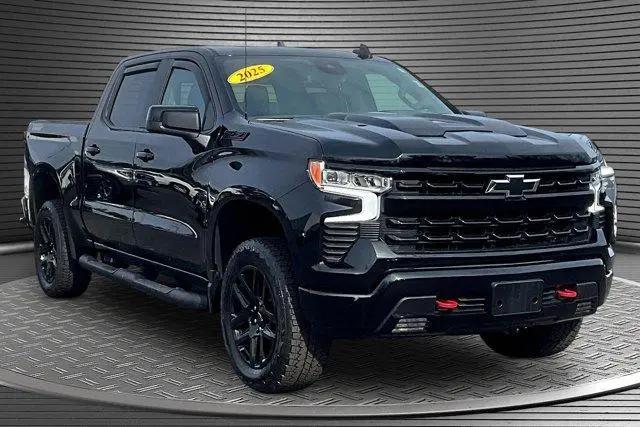 2025 Chevrolet Silverado 1500 4WD Crew Cab Short Bed LT Trail Boss for sale in Raynham, MA