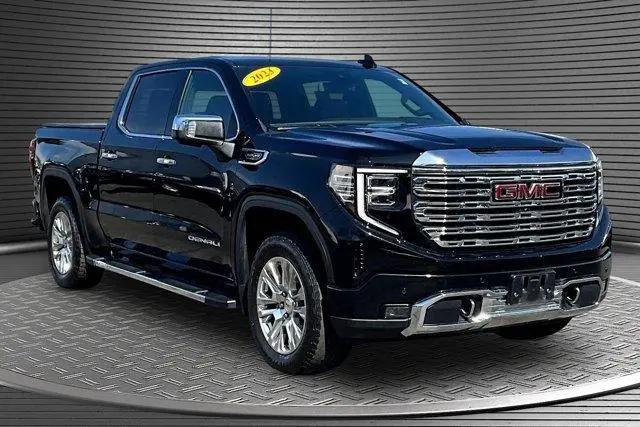 2023 GMC Sierra 1500 4WD Crew Cab Short Box Denali for sale in Raynham, MA