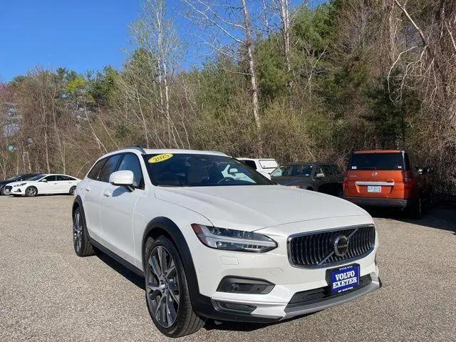 2025 Volvo V90 Cross Country Ultra, B6 AWD Gas (mild hybrid) for sale in Exeter, NH