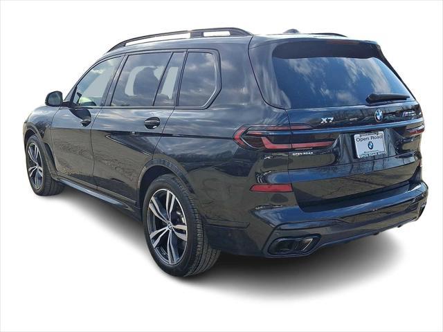 2025 BMW X7 M60i