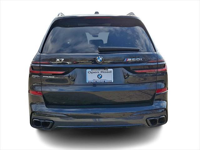 2025 BMW X7 M60i
