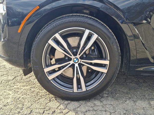 2025 BMW X7 M60i