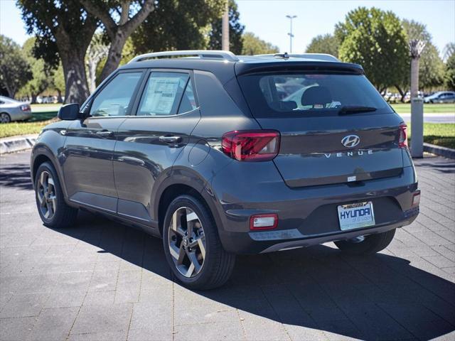 2026 Hyundai Venue SEL w/Two-Tone Roof