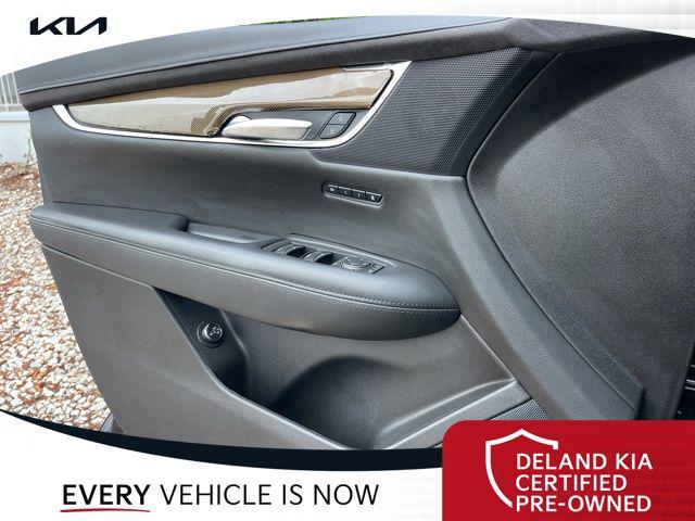 2017 Cadillac XT5 Platinum