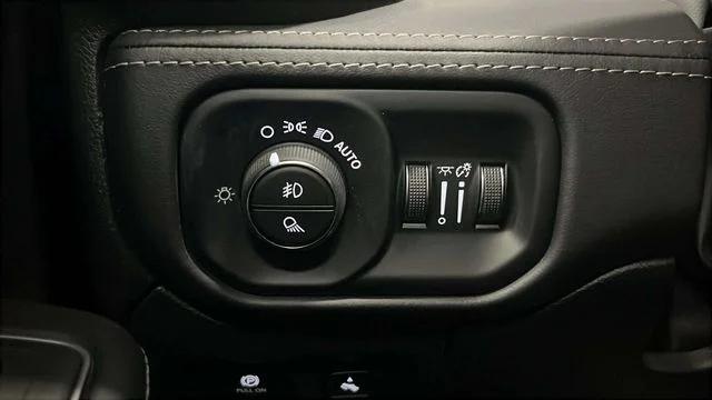 2023 Ram 1500 Limited Crew Cab 4x4 5'7" Box