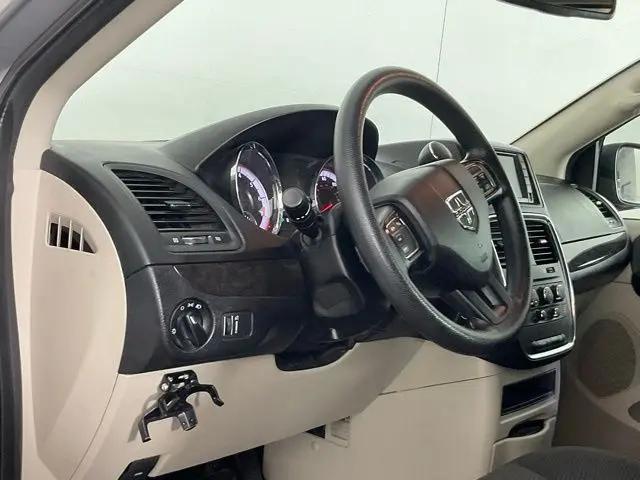 2020 Dodge Grand Caravan SE
