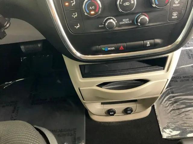 2020 Dodge Grand Caravan SE