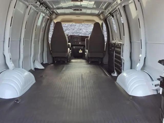2026 GMC Savana Cargo 2500 Regular Wheelbase, Work Van, RWD