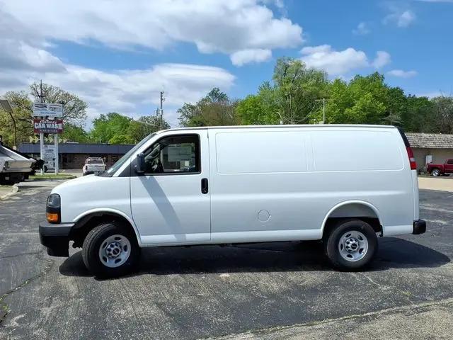 2026 GMC Savana Cargo 2500 Regular Wheelbase, Work Van, RWD
