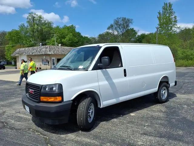 2026 GMC Savana Cargo 2500 Regular Wheelbase, Work Van, RWD