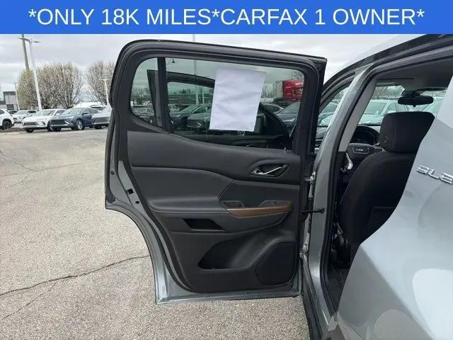 2023 GMC Acadia FWD SLE