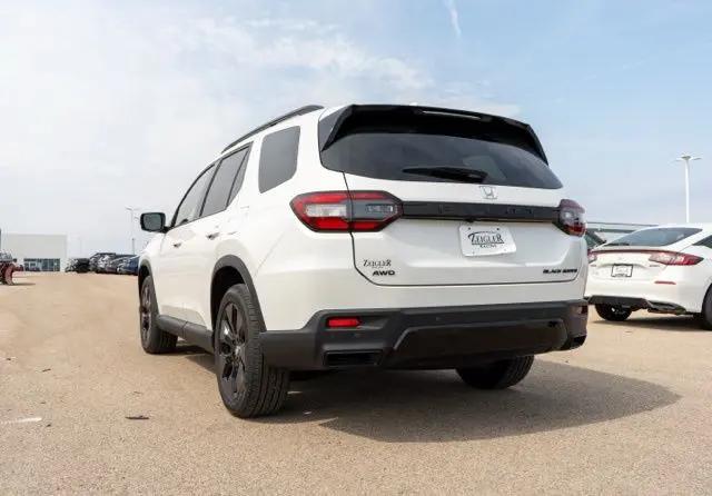 2026 Honda Pilot Black Edition