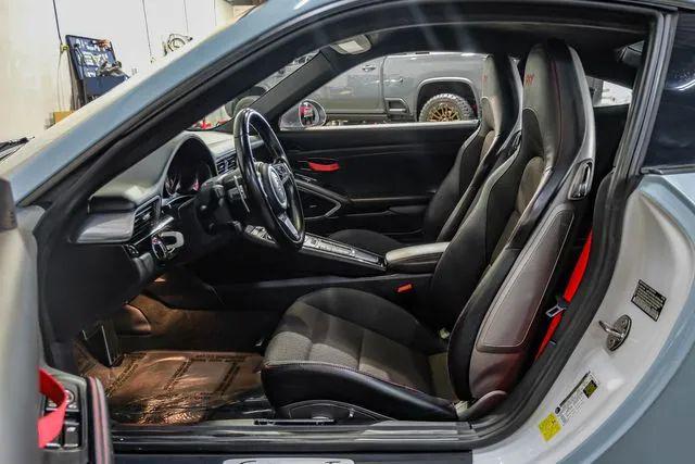 2019 Porsche 911 Carrera T