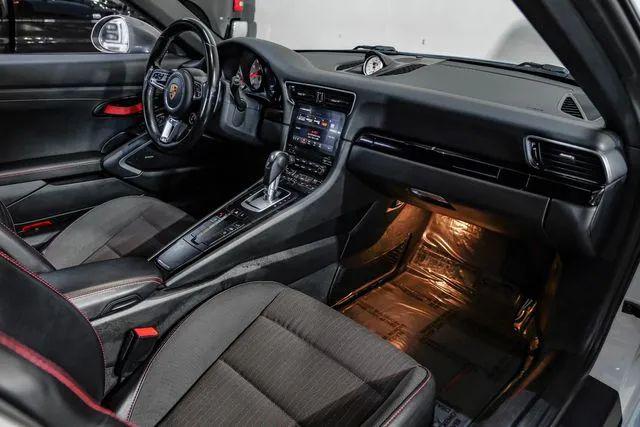 2019 Porsche 911 Carrera T