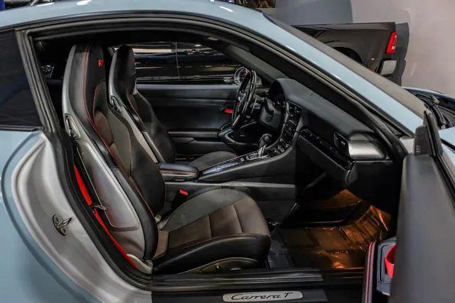 2019 Porsche 911 Carrera T