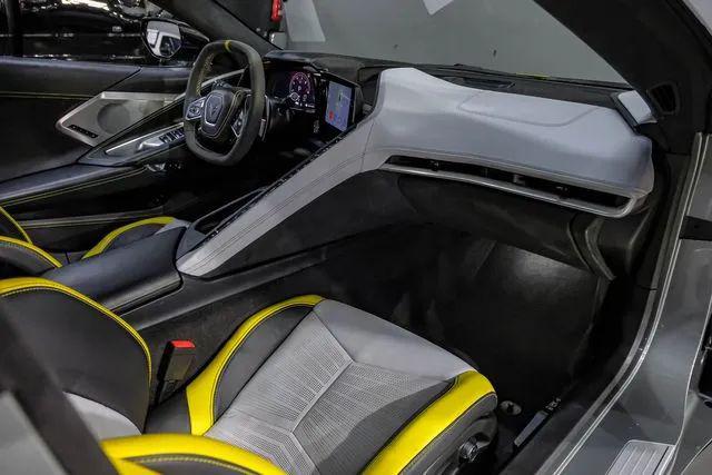 2022 Chevrolet Corvette Stingray RWD Convertible 3LT