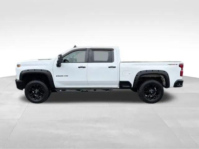 2020 Chevrolet Silverado 2500HD 4WD Crew Cab Standard Bed Custom