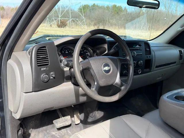2009 Chevrolet Silverado 2500HD Work Truck