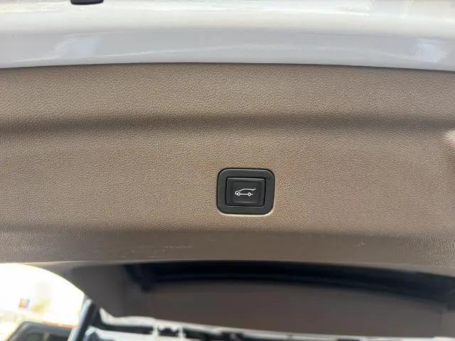 2021 GMC Yukon 4WD Denali