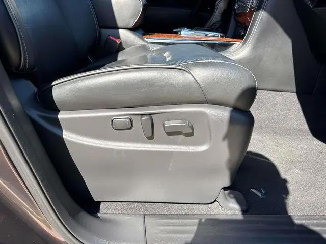 2018 INFINITI QX80 Standard