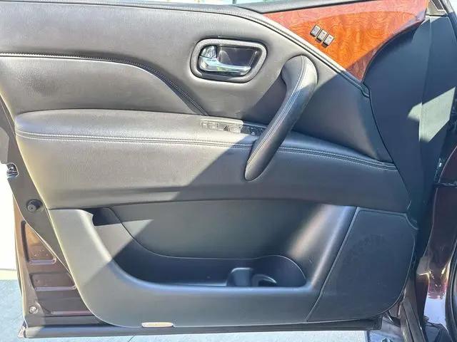 2018 INFINITI QX80 Standard