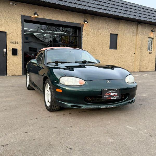 1999 Mazda MX-5 Base