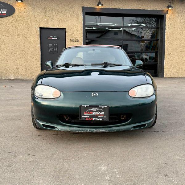 1999 Mazda MX-5 Base