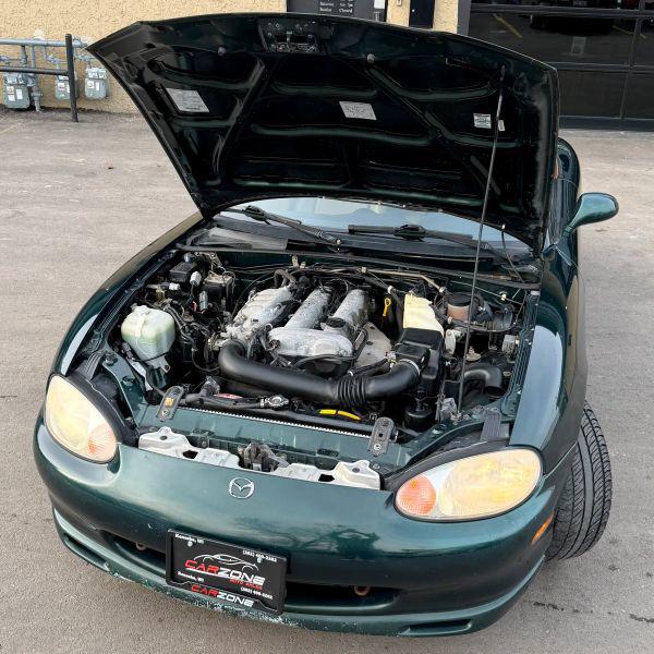 1999 Mazda MX-5 Base