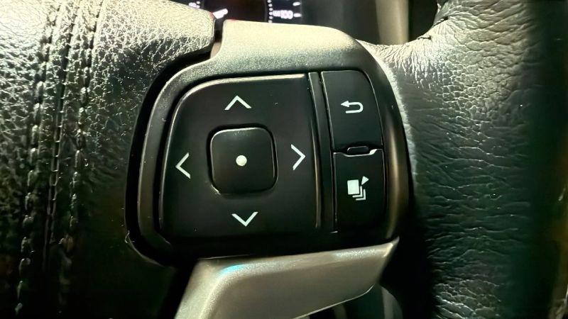 2017 Toyota Sienna XLE 8 Passenger