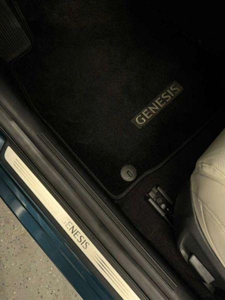 2022 Genesis G70 2.0T AWD