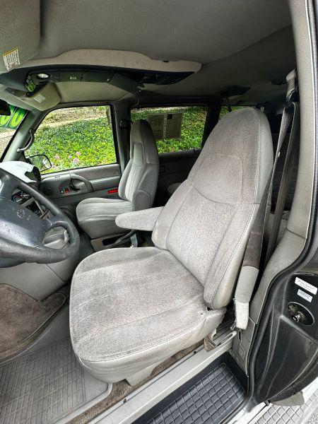 2000 Chevrolet Astro Base