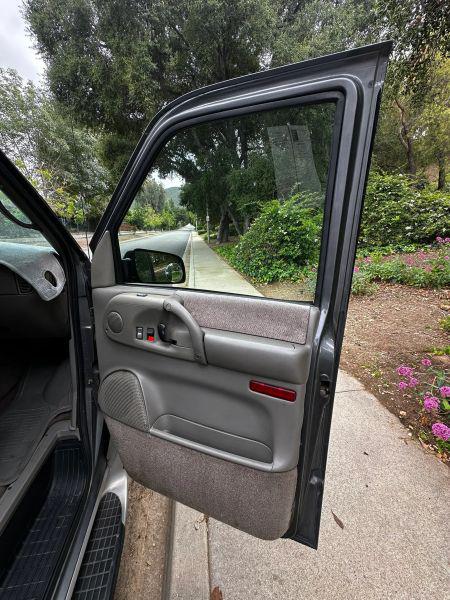 2000 Chevrolet Astro Base