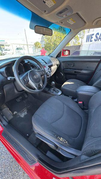 2011 Kia Soul +