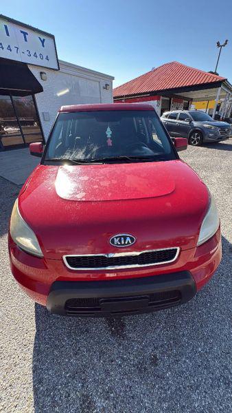 2011 Kia Soul +